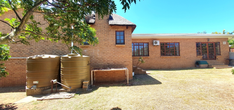 4 Bedroom Property for Sale in Winterhoek Park Eastern Cape